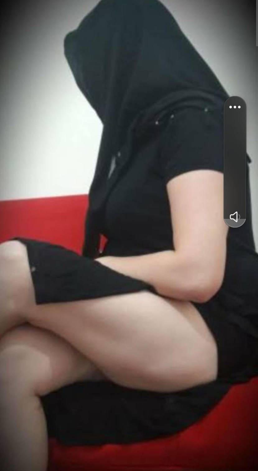 Türbanlı Escort Gülsüm İle Fantezi Dolu Azgın Anlar