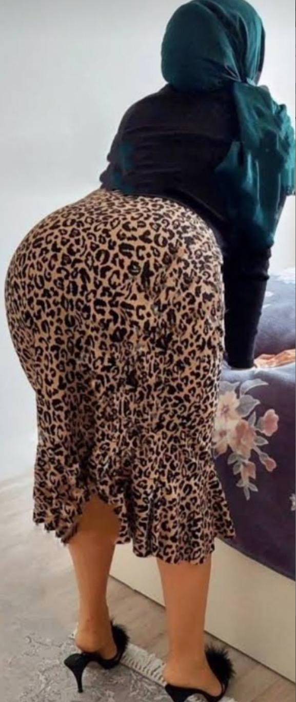 Türbanlı Escort Meral İle Tutkulu Anlar Yaşayın